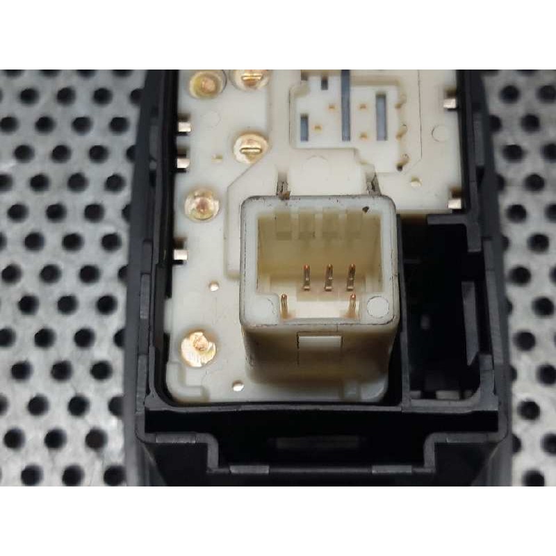 Recambio de mando elevalunas trasero derecho para toyota auris active referencia OEM IAM - Gris 3