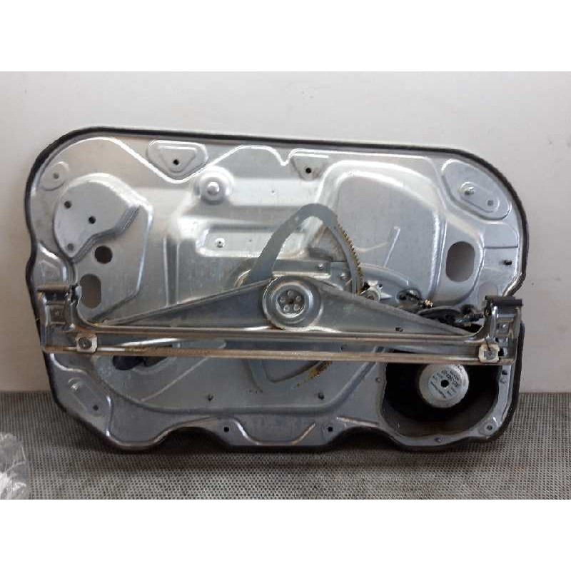Recambio de elevalunas delantero derecho para ford focus lim. (cb4) titanium referencia OEM IAM - Blanco 2