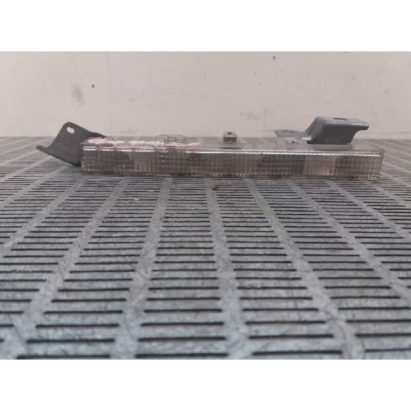 Recambio de luz central de freno para toyota auris 2.0 d-4d cat referencia OEM IAM   