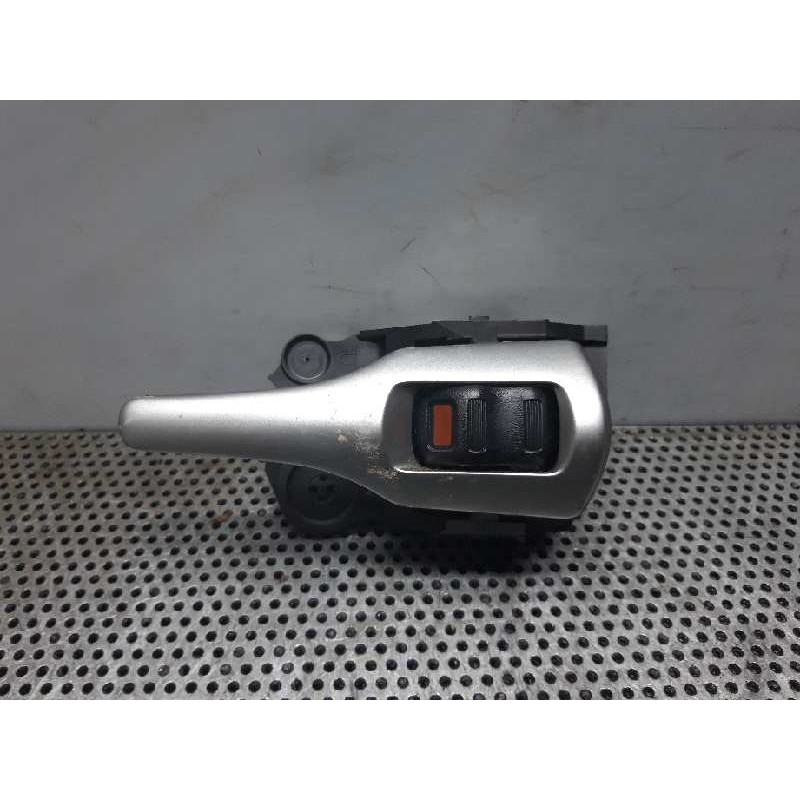 Recambio de maneta interior trasera derecha para toyota auris active referencia OEM IAM   