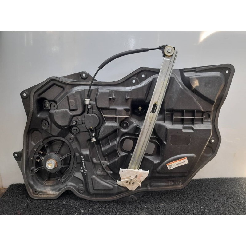 Recambio de elevalunas delantero izquierdo para mazda 3 lim. (bl) active referencia OEM IAM D6515958X CM012040 K4057 - Blanco 2