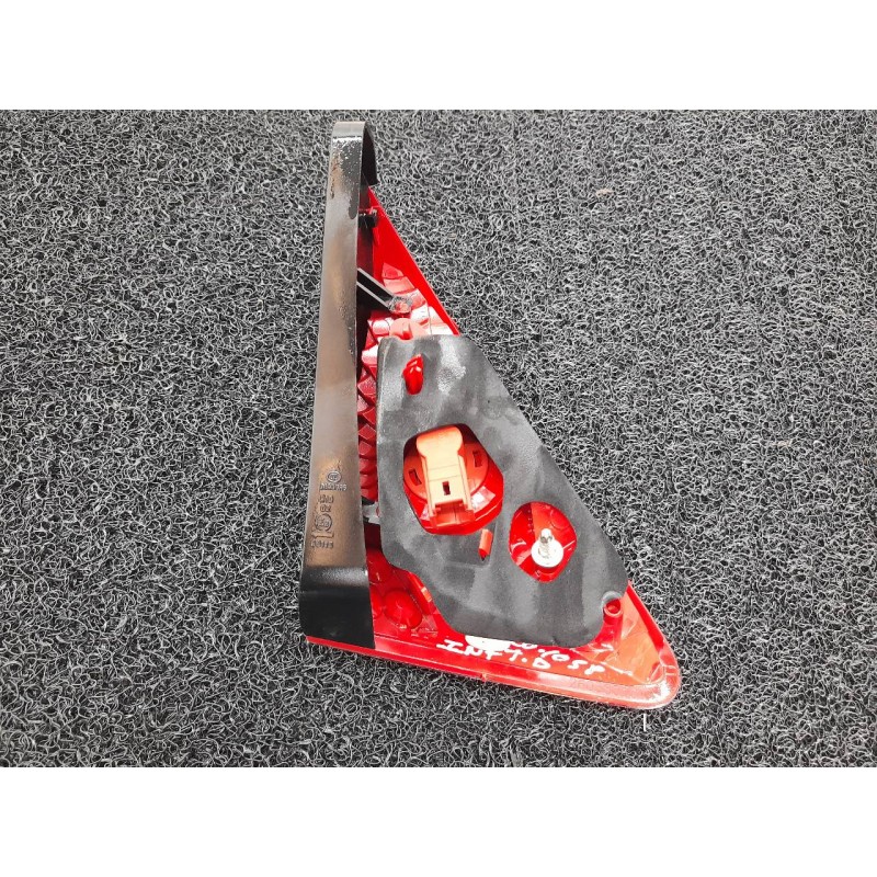 Recambio de piloto trasero derecho interior para peugeot 3008 active referencia OEM IAM 9683460980 - Negro 3