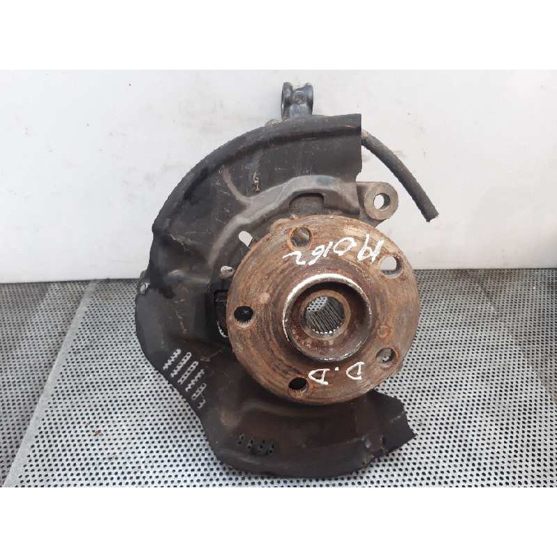Recambio de mangueta delantera derecha para toyota auris active referencia OEM IAM   