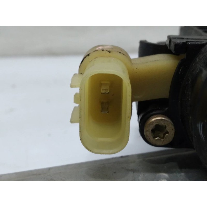 Recambio de elevalunas trasero derecho para kia picanto referencia OEM IAM 83401207010 137981 3