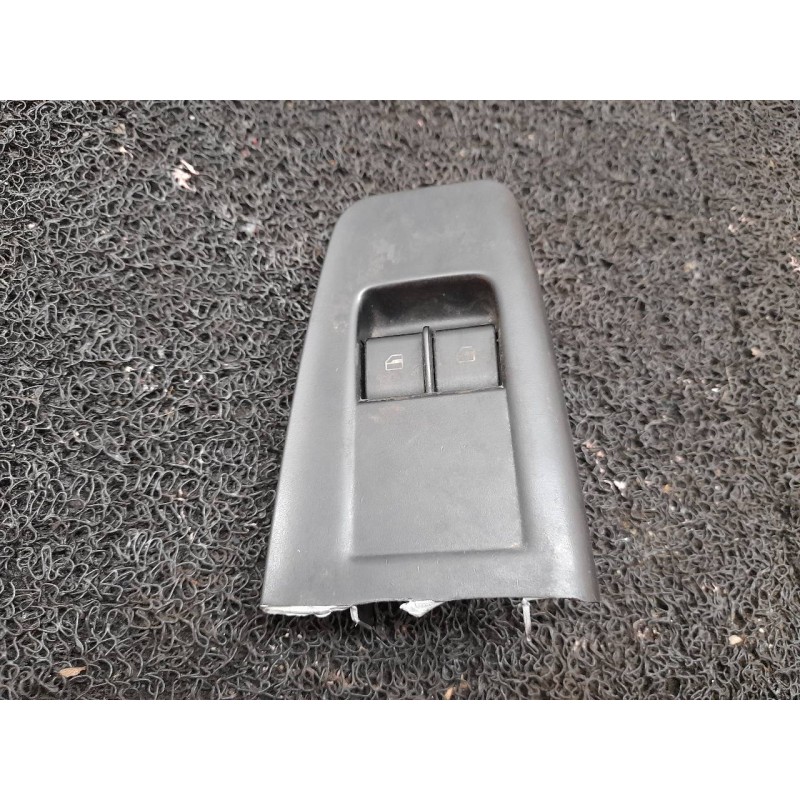 Recambio de mando elevalunas delantero izquierdo para volkswagen polo (9n1) trendline referencia OEM IAM 6Q0959858  