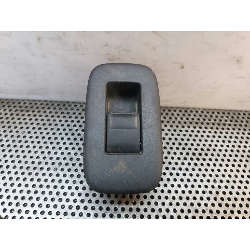 Recambio de mando elevalunas trasero izquierdo para toyota auris 2.0 d-4d cat referencia OEM IAM   