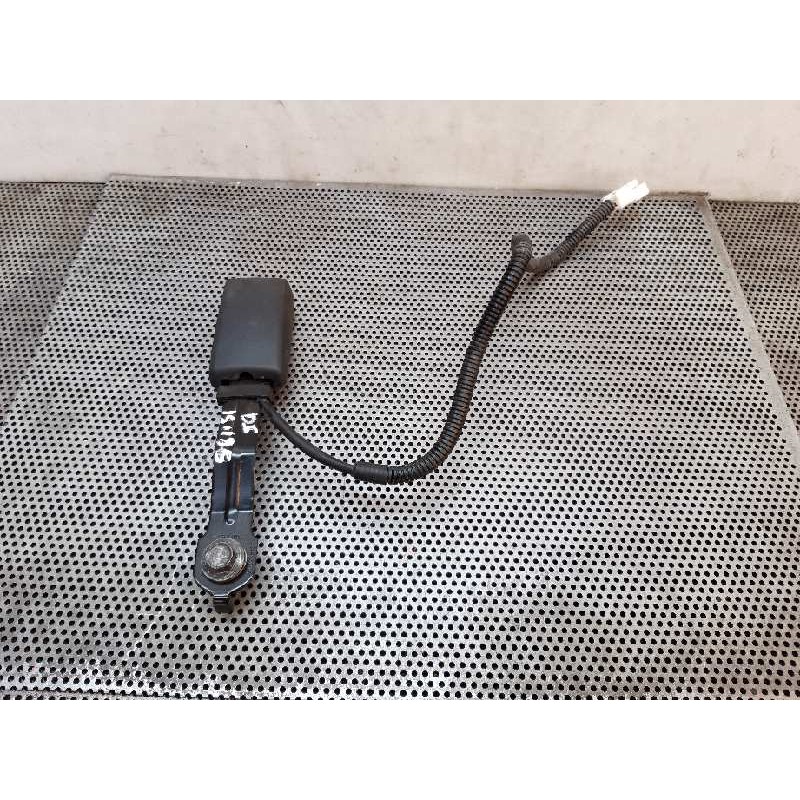 Recambio de enganche cinturon delantero izquierdo para kia rio concept referencia OEM IAM 888301W000HU H05110843 