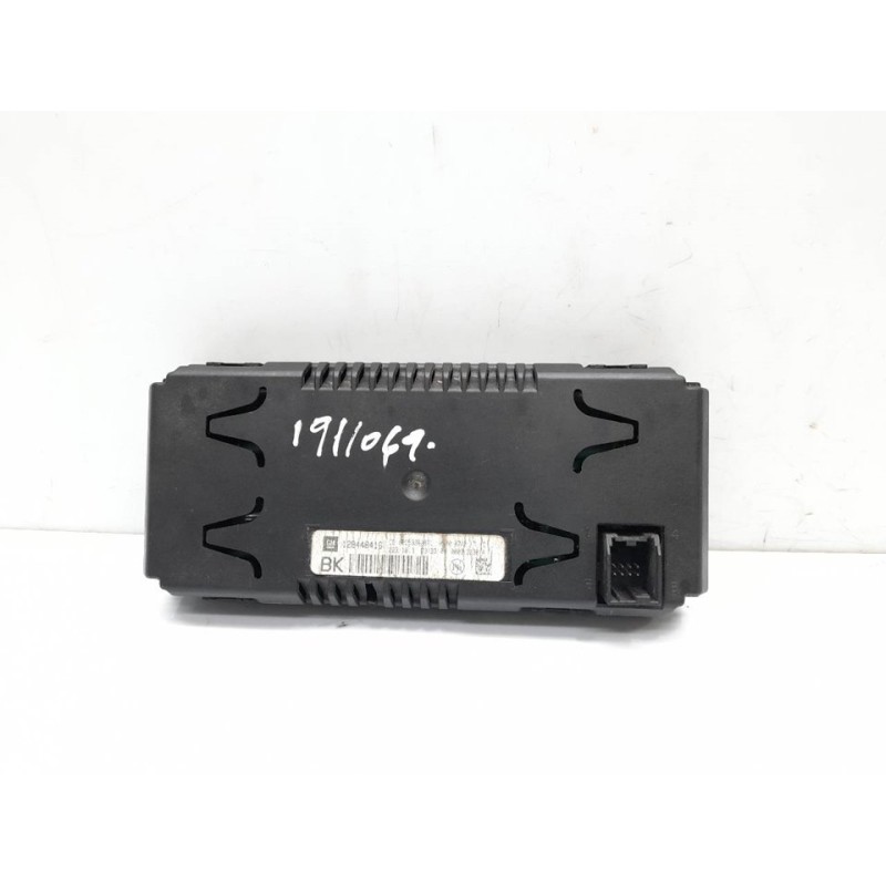 Recambio de pantalla multifuncion para opel insignia berlina cosmo referencia OEM IAM 12844841G - Negro 3