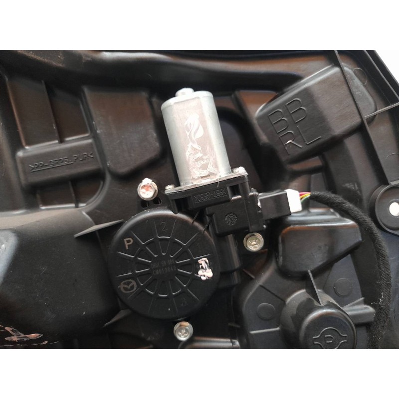 Recambio de elevalunas trasero izquierdo para mazda 3 lim. (bl) active referencia OEM IAM D6155958X - Blanco 4