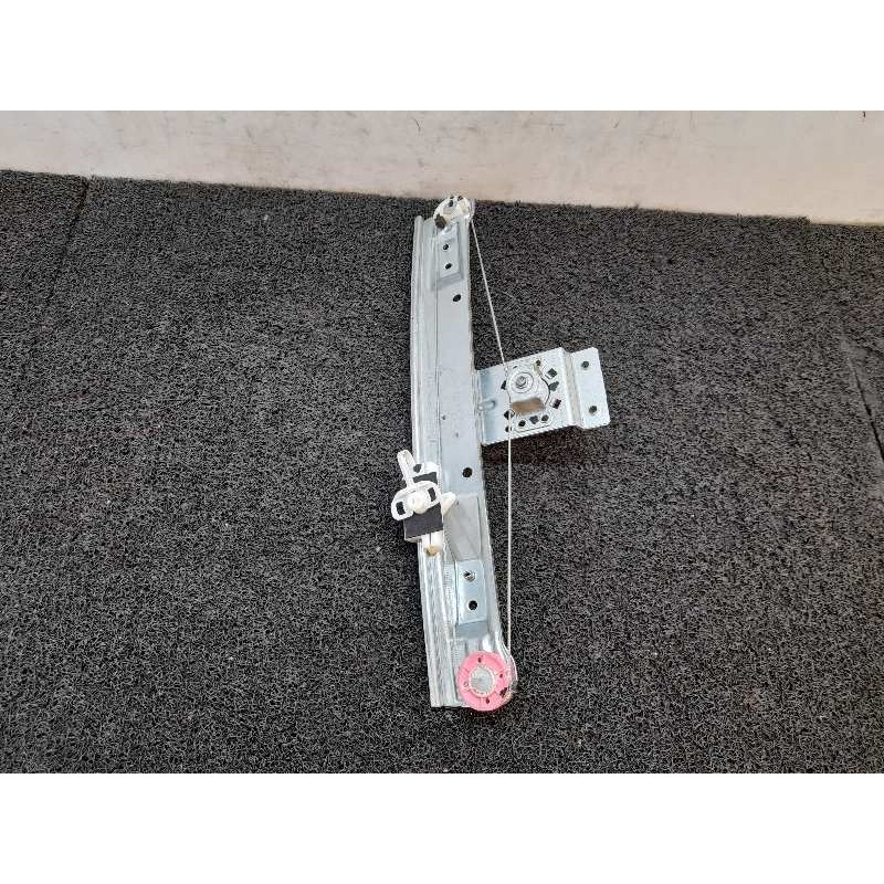 Recambio de elevalunas trasero izquierdo para opel corsa e selective referencia OEM IAM 013188503LH  