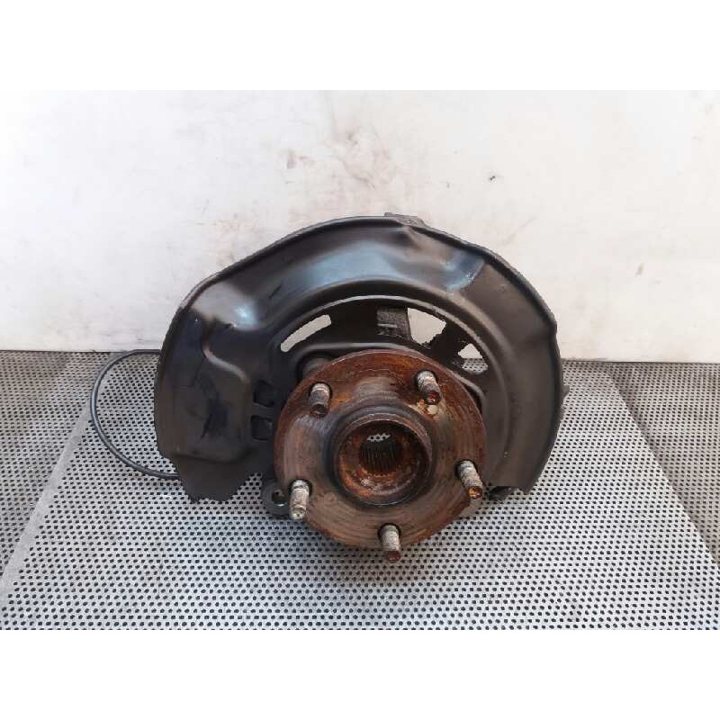Recambio de mangueta delantera derecha para toyota auris 2.0 d-4d cat referencia OEM IAM   