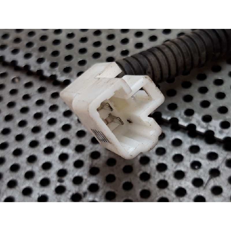Recambio de enganche cinturon delantero izquierdo para kia rio concept referencia OEM IAM 888301W000HU H05110843 - Blanco 4