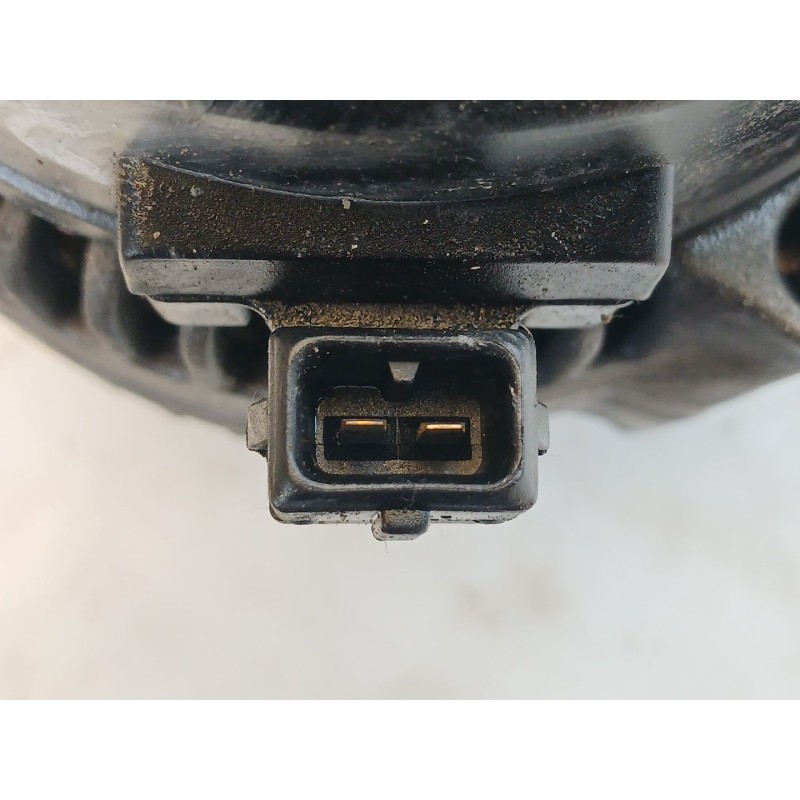 Recambio de alternador para volkswagen polo iii (6n1) 100 1.4 16v referencia OEM IAM 012332007 - Negro 3