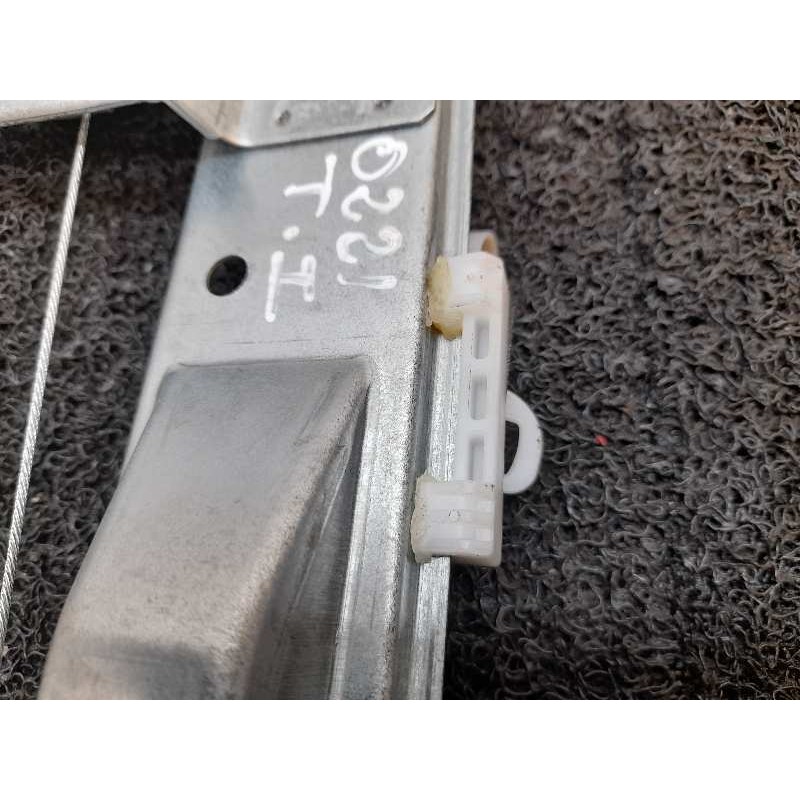 Recambio de elevalunas trasero izquierdo para opel corsa e selective referencia OEM IAM 013188503LH - Blanco 4