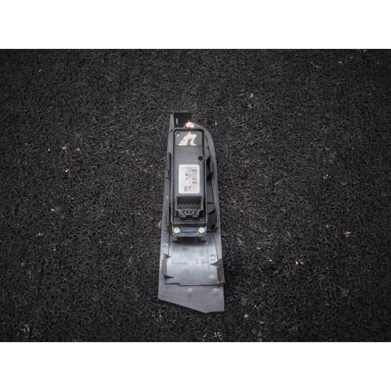 Recambio de mando elevalunas delantero derecho para mazda 6 lim. (gh) 2.0 crtd 140cv luxury (5-ptas.) referencia OEM IAM GS1D663 - Azul 3