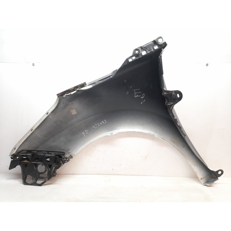 Recambio de aleta delantera derecha para peugeot 3008 premium referencia OEM IAM 9682889380 - Blanco 3