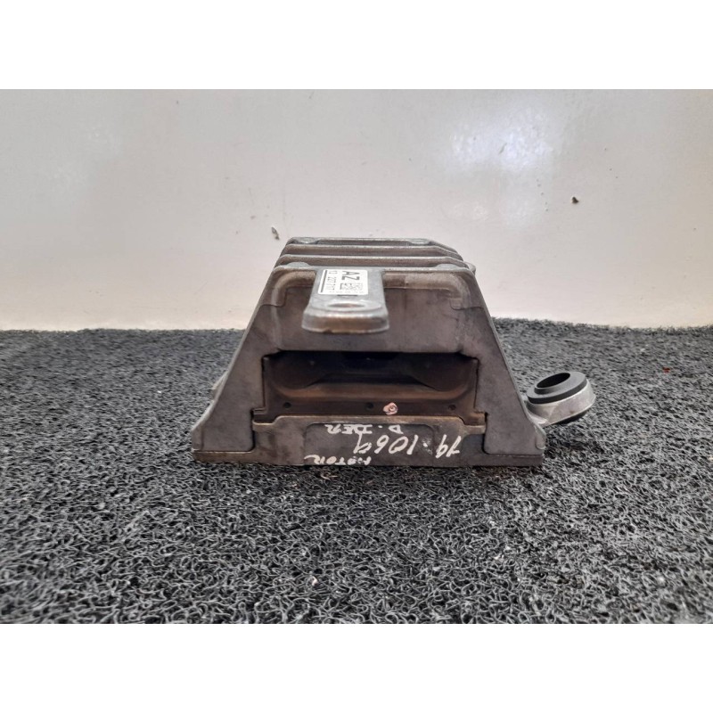 Recambio de soporte motor derecho para opel insignia berlina cosmo referencia OEM IAM 13227717  