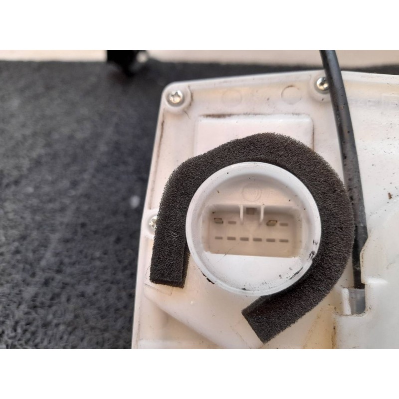 Recambio de cerradura puerta trasera derecha para suzuki sx4 rw (ey) glx referencia OEM IAM 3