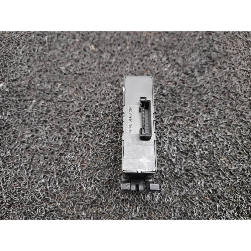 Recambio de mando elevalunas delantero derecho para bmw serie 3 berlina (e46) 320d referencia OEM IAM 61318381514 03120220 3
