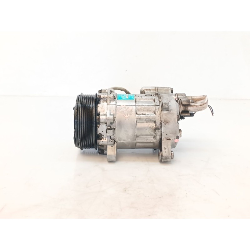 Recambio de compresor aire acondicionado para volkswagen polo iii (6n1) 100 1.4 16v referencia OEM IAM 6N0820803A 7158 