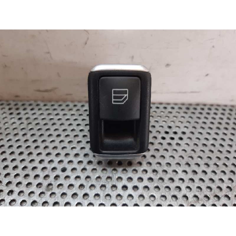 Recambio de mando elevalunas trasero izquierdo para mercedes-benz clase gla (w156) gla 180 (156.942) referencia OEM IAM A2049058