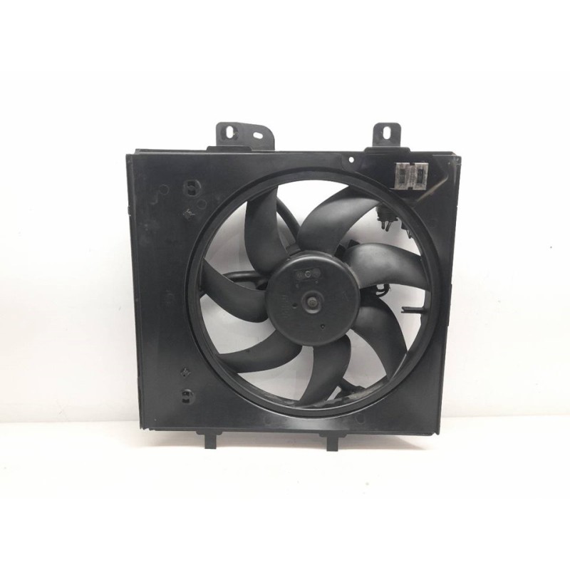 Recambio de electroventilador para citroën c3 attraction referencia OEM IAM 9682902080  VALEO