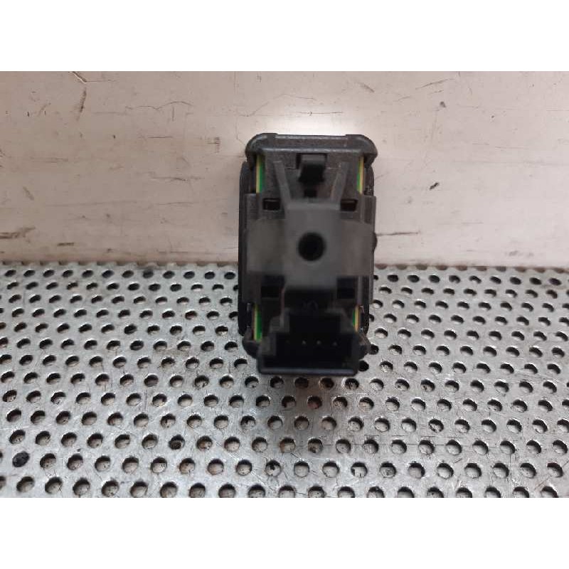 Recambio de mando elevalunas trasero izquierdo para mercedes-benz clase gla (w156) gla 180 (156.942) referencia OEM IAM A2049058 - Blanco 2