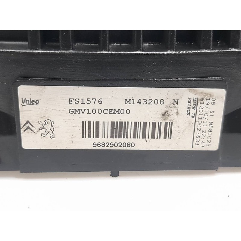 Recambio de electroventilador para citroën c3 attraction referencia OEM IAM 9682902080  VALEO - Blanco 3