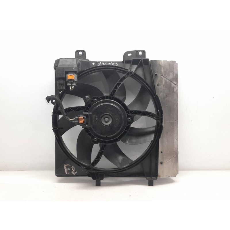 Recambio de electroventilador para citroën c3 attraction referencia OEM IAM 9682902080  VALEO - Blanco 4