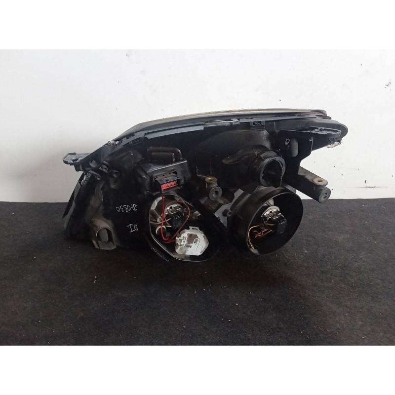 Recambio de faro derecho para opel vectra c berlina comfort referencia OEM IAM 2
