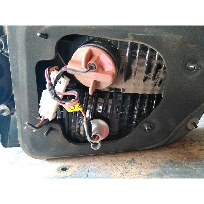 Recambio de piloto trasero izquierdo interior para hyundai h 1 2.5 turbodiesel cat referencia OEM IAM - Blanco 2