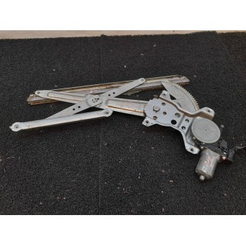 ELEVALUNAS DELANTERO DERECHO 8356063J00 DENSO