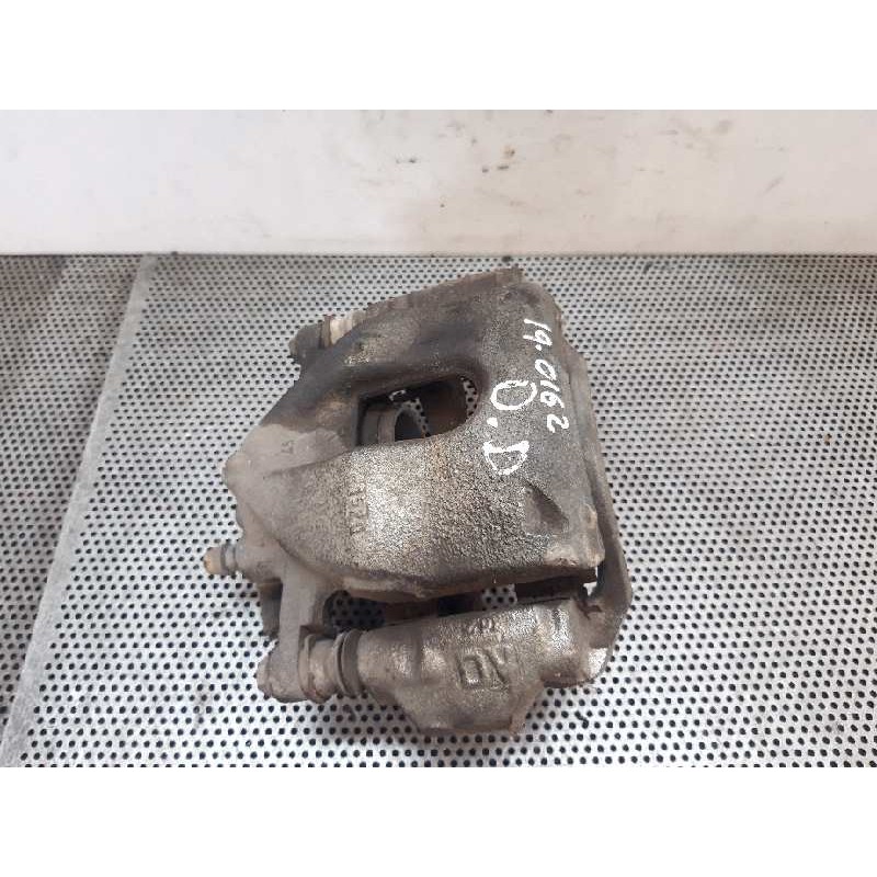 Recambio de pinza de freno delantera derecha para toyota auris active referencia OEM IAM 1520 BOSCH 