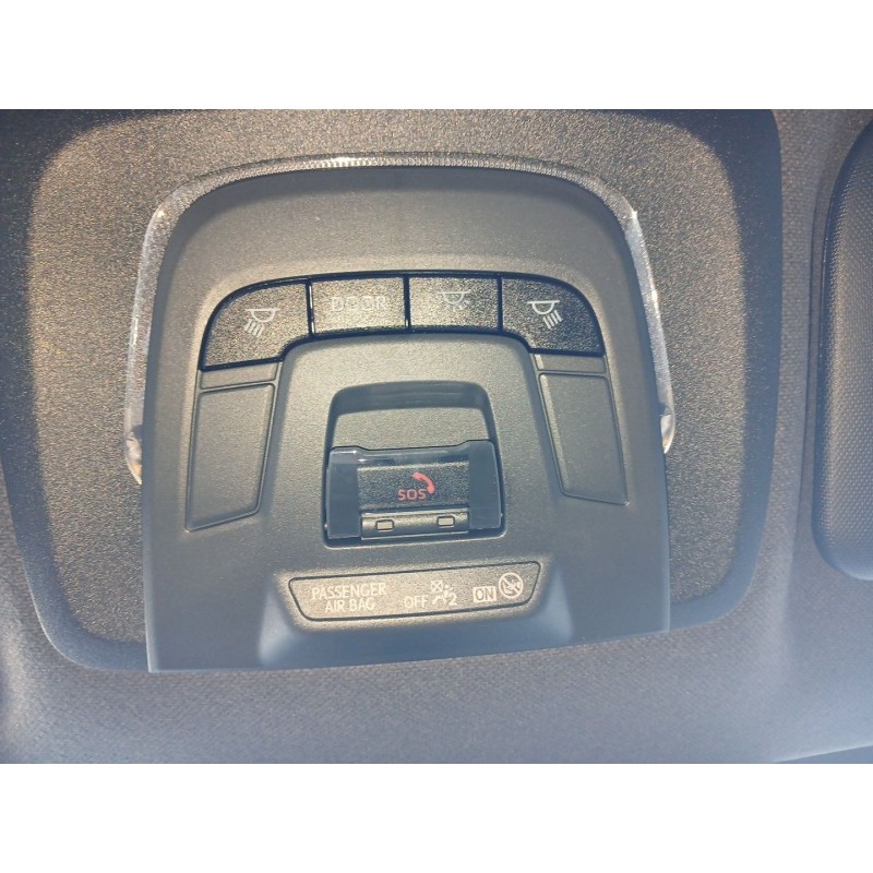 Recambio de luz interior para toyota corolla (e21) hybrid style referencia OEM IAM   