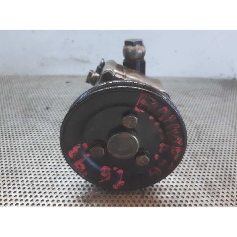 Recambio de bomba direccion para bmw serie 3 berlina (e36) 1.6 cat (m43) referencia OEM IAM 4660422 7681955197 