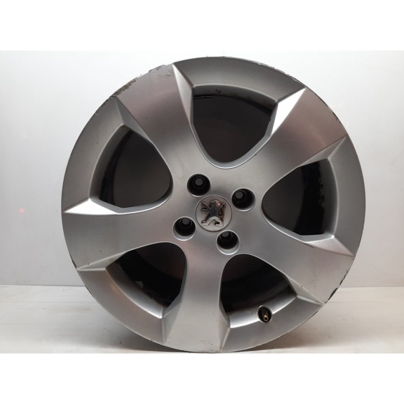 Recambio de llanta para peugeot 3008 premium referencia OEM IAM 9673738677 - Blanco 2