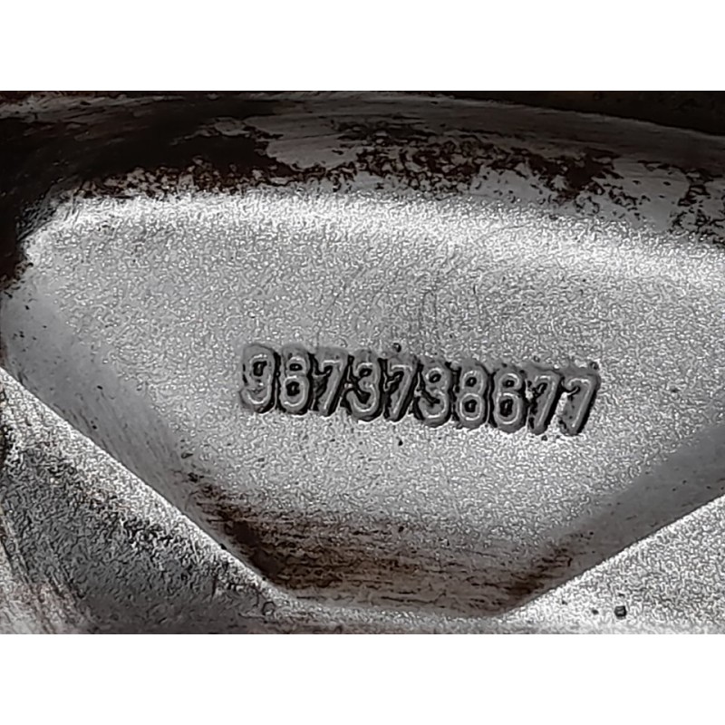 Recambio de llanta para peugeot 3008 premium referencia OEM IAM 9673738677 - Blanco 3