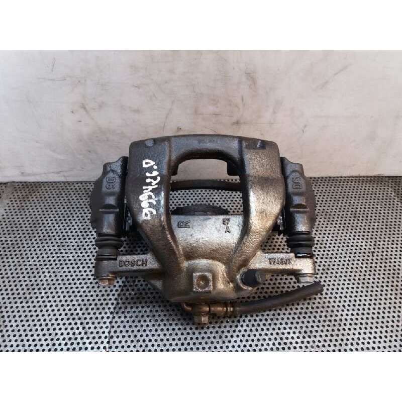 Recambio de pinza de freno delantera derecha para toyota auris 2.0 d-4d cat referencia OEM IAM Y04303  BOSCH