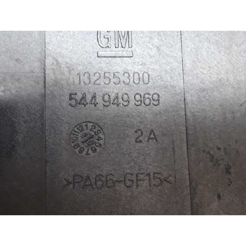 Recambio de caja reles / fusibles para opel insignia berlina cosmo referencia OEM IAM 13222782 13255300 - Negro 3