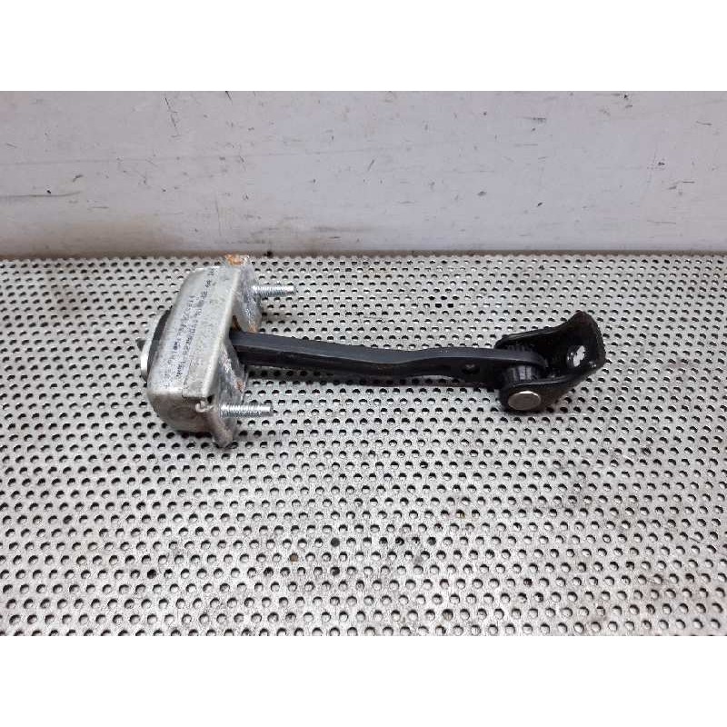Recambio de retenedor puerta delantera derecha para ford focus lim. (cb4) titanium referencia OEM IAM - Blanco 2