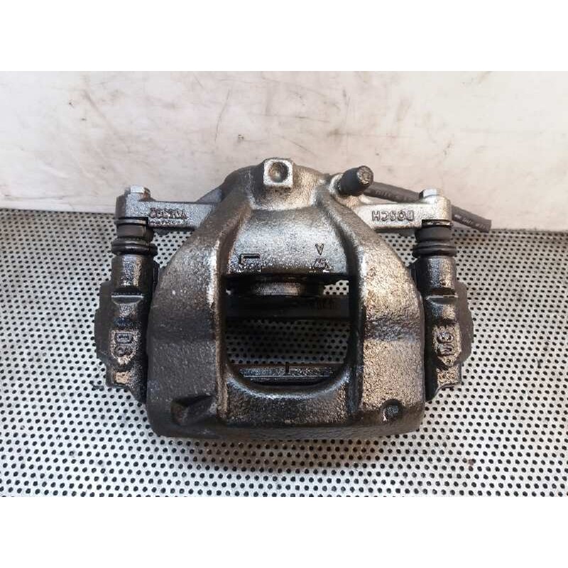 Recambio de pinza de freno delantera izquierda para toyota auris 2.0 d-4d cat referencia OEM IAM Y04302  BOSCH