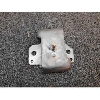 SOPORTE MOTOR IZQUIERDO 1122001J02 
