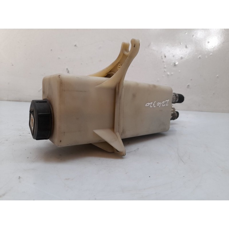 Recambio de deposito servo para citroën jumper caja cerrada (06.2006 =>) 35 l2h1 hdi 120 referencia OEM IAM - Blanco 2