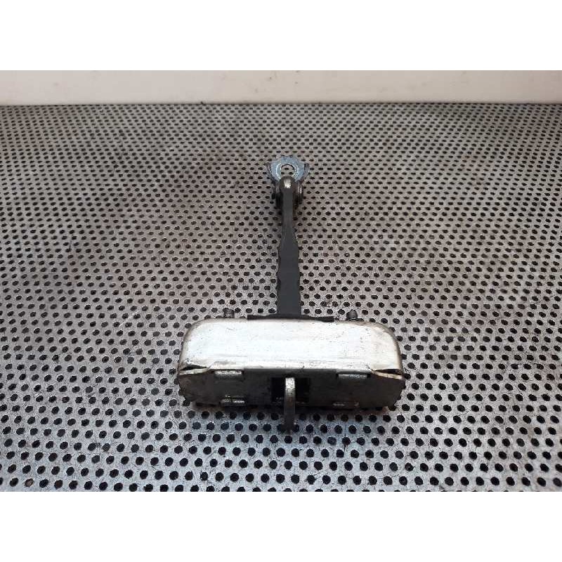 Recambio de retenedor puerta delantera derecha para toyota auris active referencia OEM IAM - Gris 2