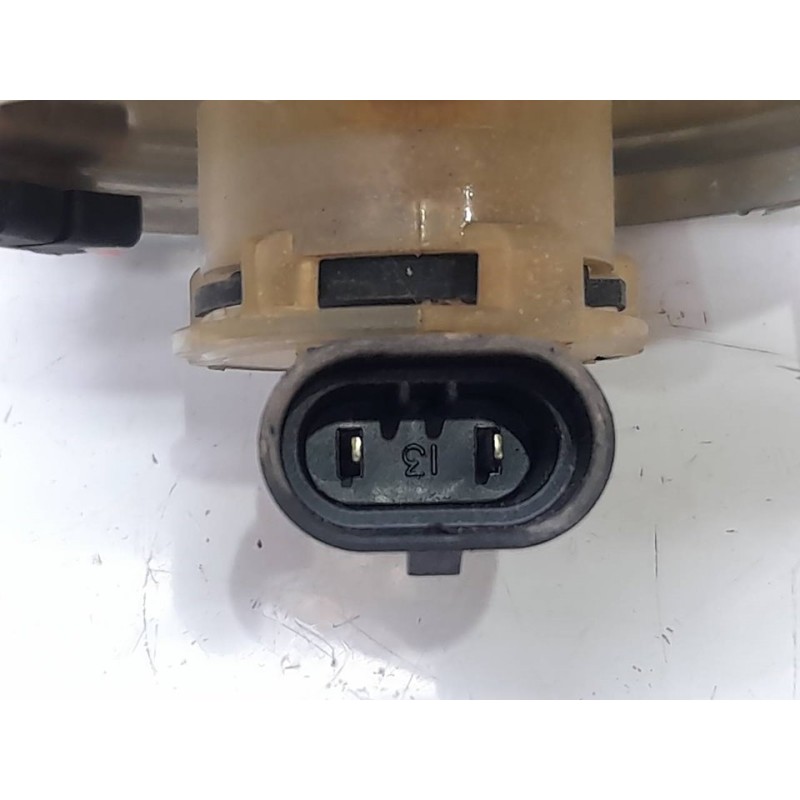 Recambio de faro antiniebla derecho para opel meriva b selective referencia OEM IAM 13253626 2