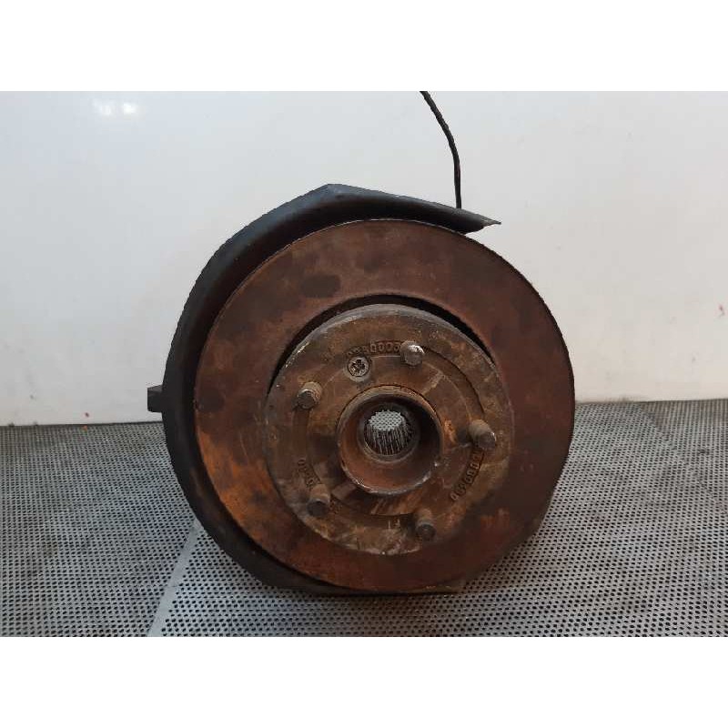 Recambio de mangueta delantera izquierda para land rover discovery (lt) td5 referencia OEM IAM   