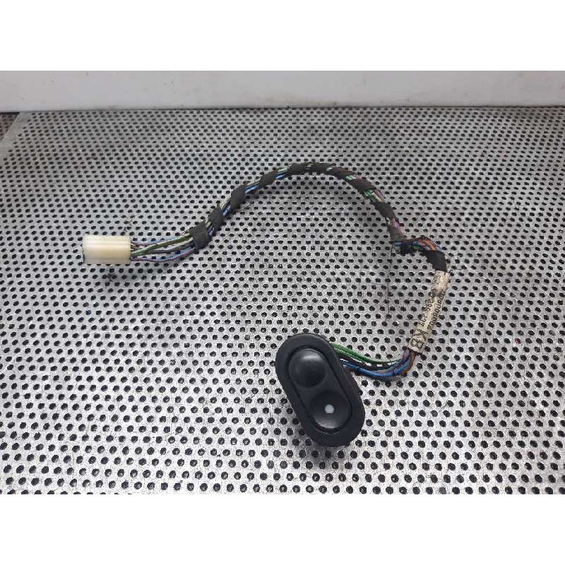 Recambio de mando elevalunas delantero derecho para opel tigra 1.4 16v referencia OEM IAM   