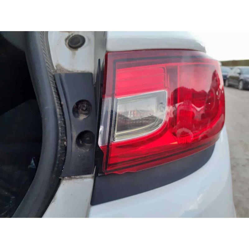 Recambio de piloto trasero derecho para renault clio iv authentique referencia OEM IAM - Blanco 3