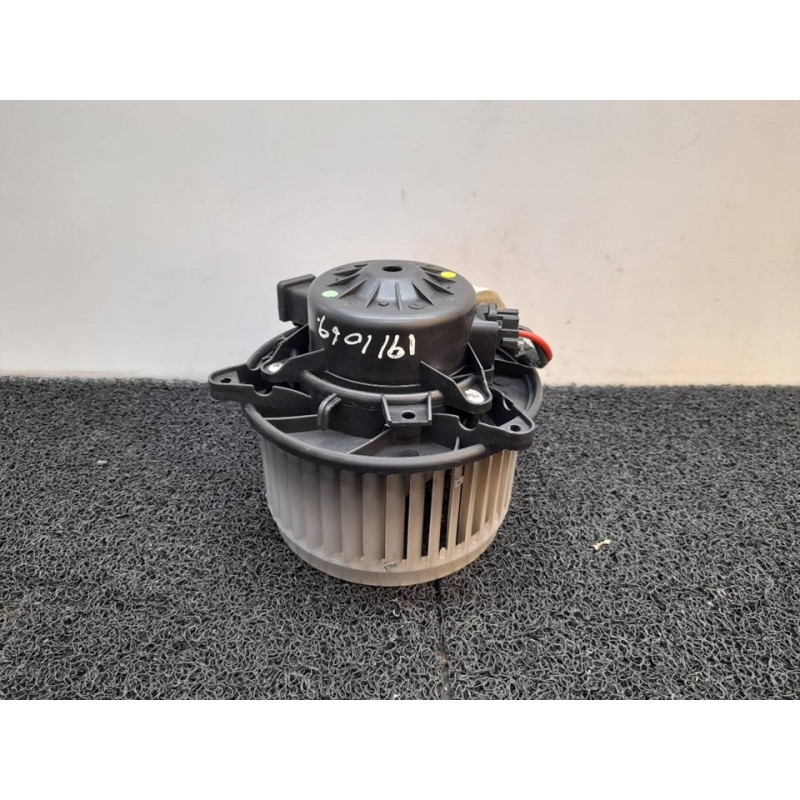Recambio de motor calefaccion para opel insignia berlina cosmo referencia OEM IAM B1011070584 5242673401 