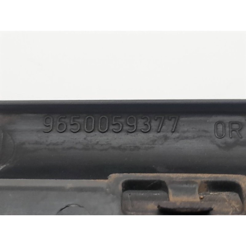 Recambio de rejilla delantera para citroën xsara picasso hdi 110 fap lx plus referencia OEM IAM 9650059377 3